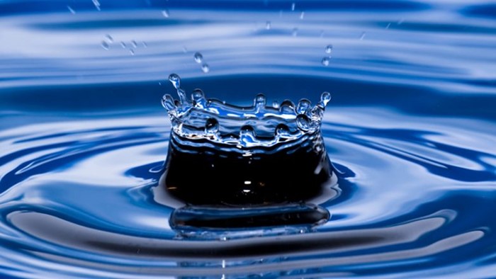 Полезные свойства минеральной воды при мочекаменной болезни