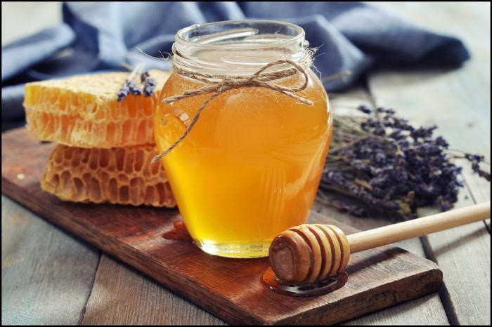 Можно ли есть мед при гастрите с повышенным уровнем кислотности?