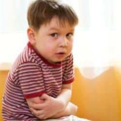 Что делать если у ребенка болит желудок?