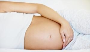 Чем вызваны рези внизу живота при беременности?