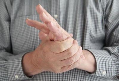 Разное артериальное давление на правой и левой руке: почему есть разница в показаниях