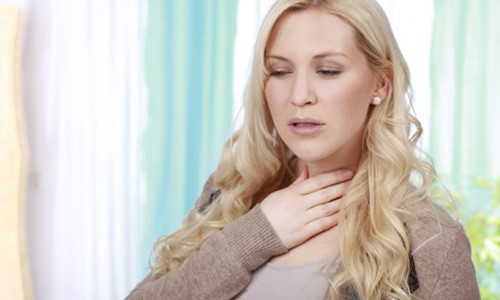 Какие способы помогут смягчить горло при сухом кашле?