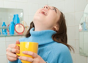 Фурацилин при беременности: как полоскать горло и промывать нос