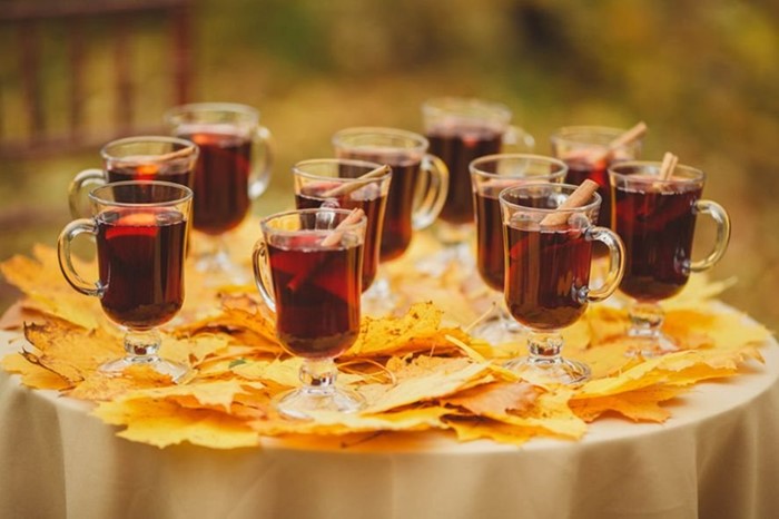 Горячее вино для лечения кашля