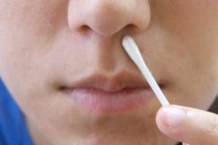 Почему развивается простуда в носу?