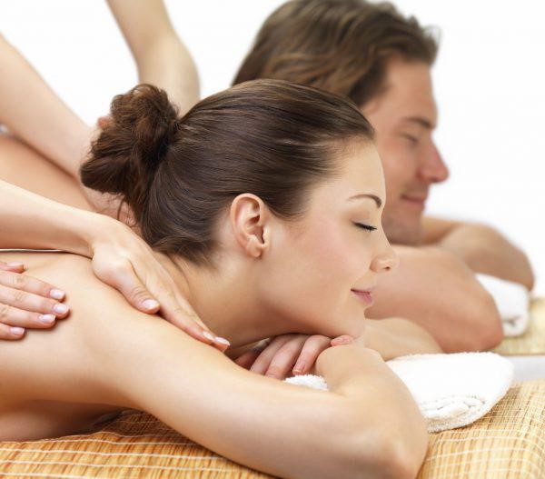 Как правильно делать массаж спины: основные техники