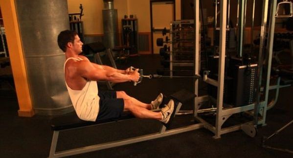 Простые упражнения для развития мышц спины
